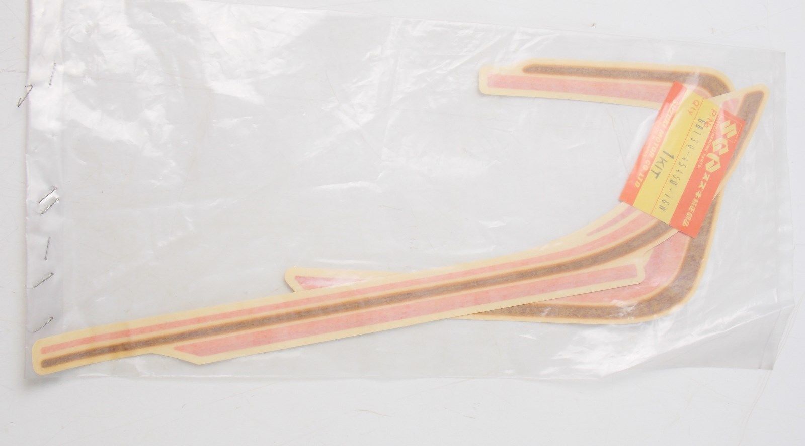 NOS SUZUKI EMBLEM STICKER DECAL GRAPHIC  68130-45450-76W - MotoRaider