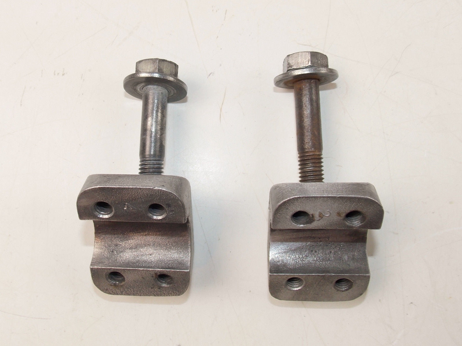 1980'S HUSQVARNA 7/8" 22mm HANDLEBAR CLAMPS MOUNTING HANGER RISERS CR WR 250 500 - MotoRaider