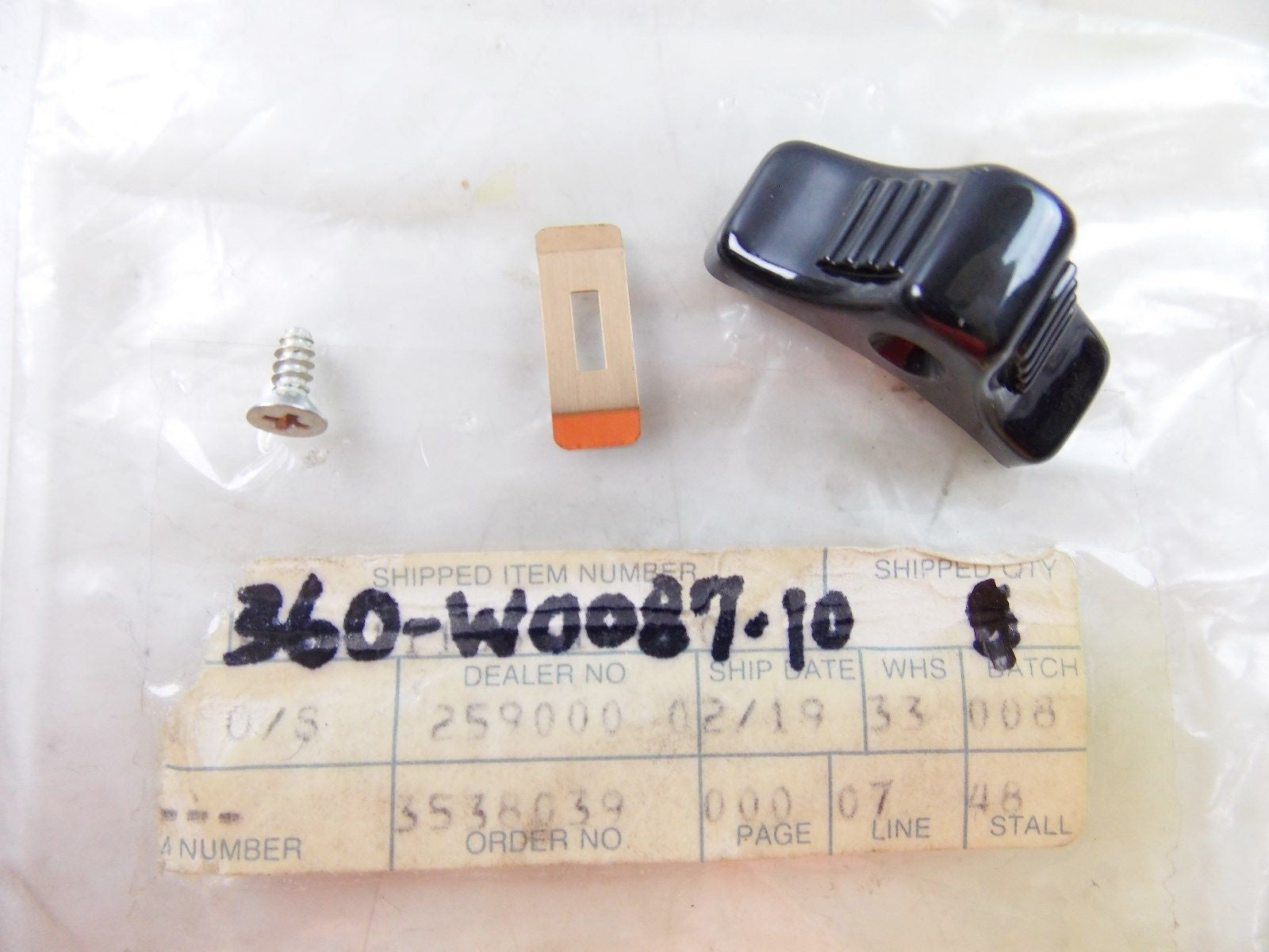 NOS YAMAHA  1973-1975 HANDLEBAR HOLDER SWITCH KNOB SET RD250  360-W0087-10 - MotoRaider