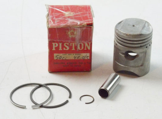 NOS SAKURA 50cc PISTON + PIN + RINGS + CLIP 0.40mm OVERSIZE YAMAHA MOPED SCOOTER - MotoRaider