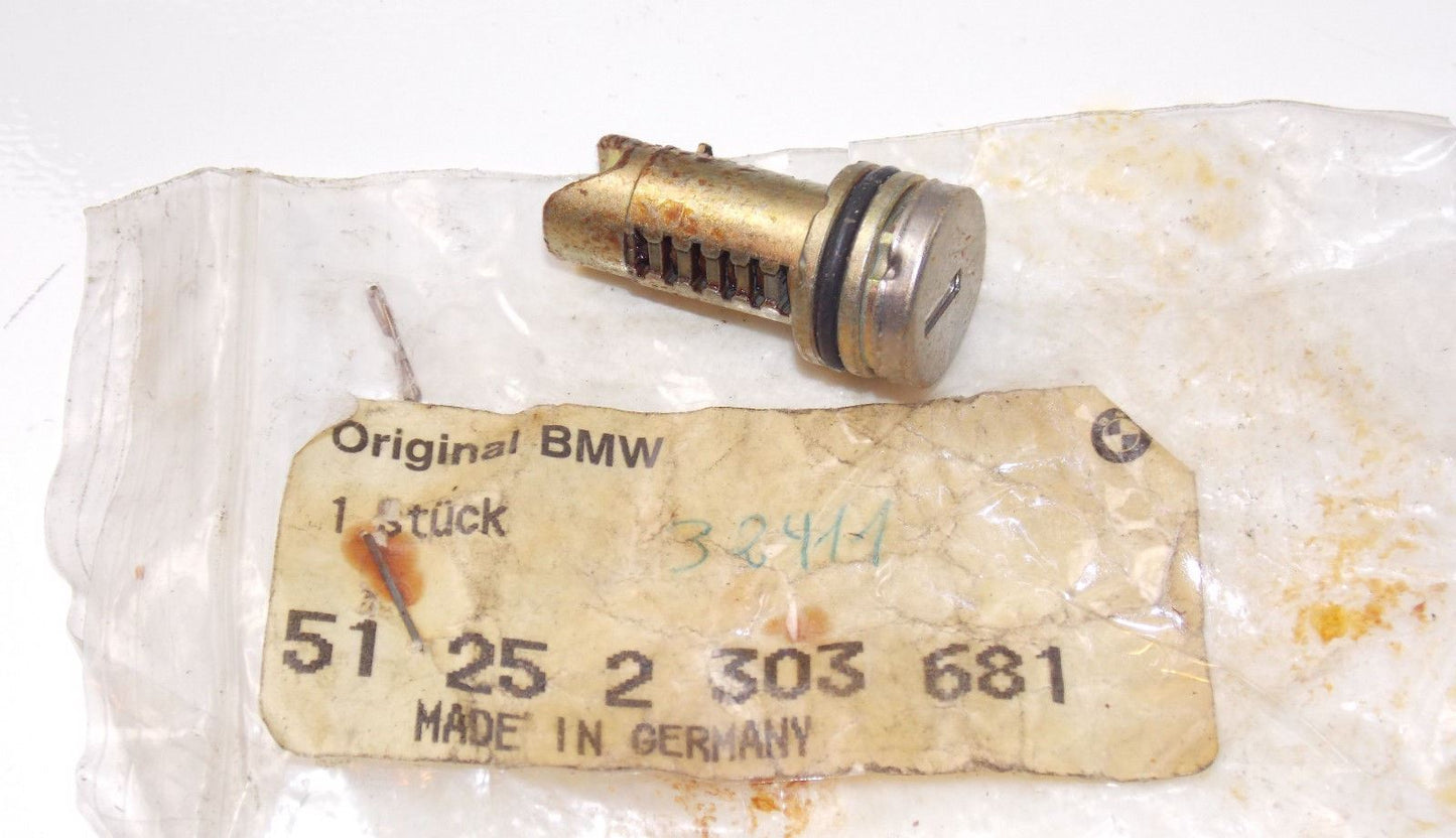 NOS BMW MOTORCYCLE CYLINDER LOCK LATCH LUGGAGE SUITECASE 51252303681 CODE 32411 - MotoRaider