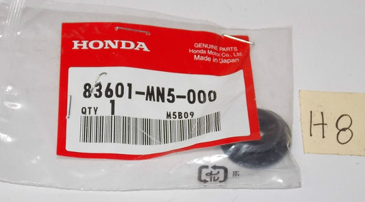 OEM HONDA 1988 2012 GL1500 VF750 ST1300 CBR1000 NT700 RUIBBER GROMMET 83601-MN5 - MotoRaider