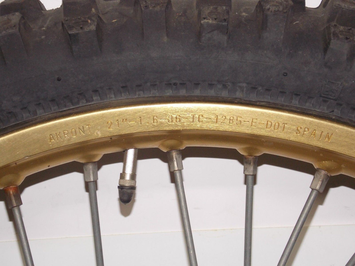 HONDA 21" WHEEL AKRONT GOLD RIM HUB SPOKES ROTOR 1981 HUSQVARNA AE420 - MotoRaider