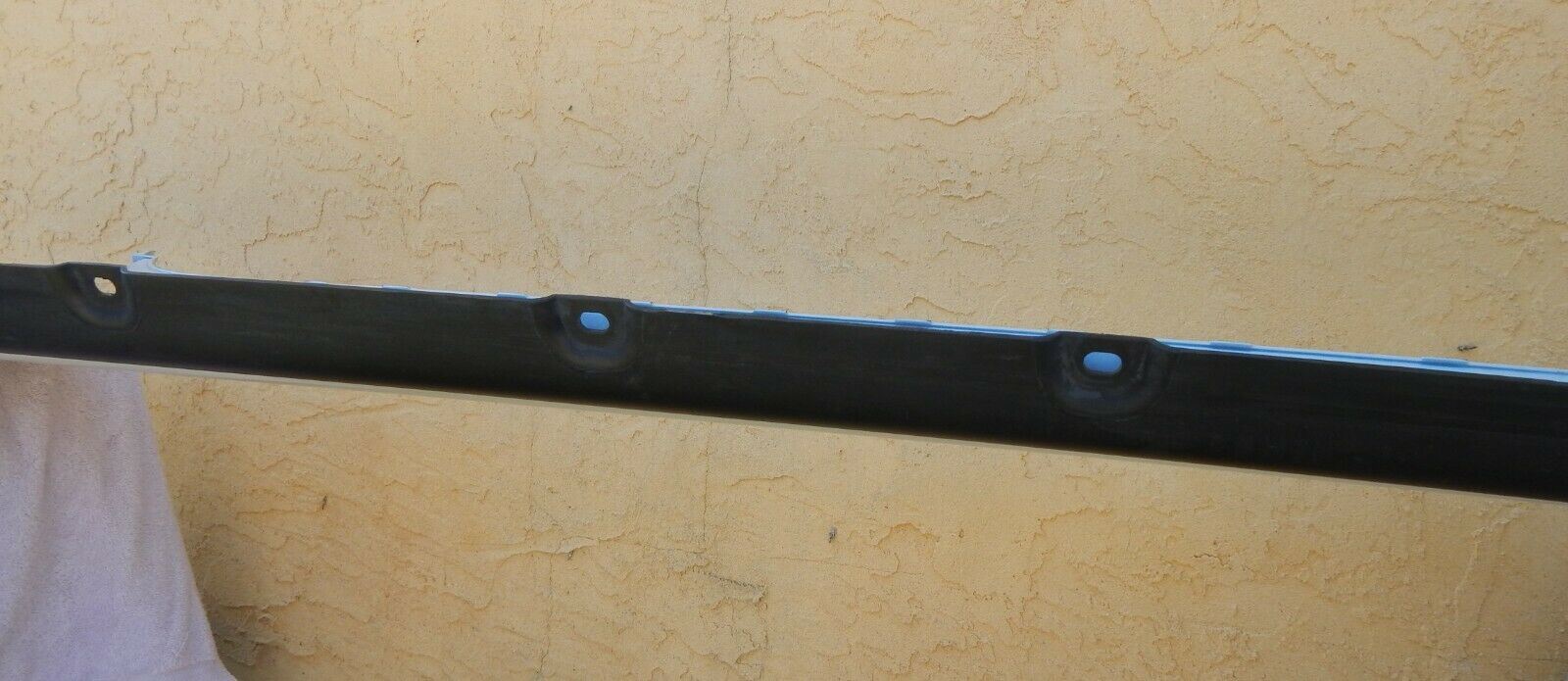 OEM 2016 ROLLS ROYCE DAWN WHITE RIGHT ROCKER PANEL TRIM SKIRT COVER 51777371324 - MotoRaider