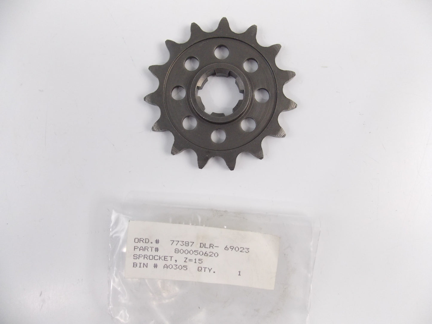 NOS OEM HUSQVARNA WMX 240-250 CROSS FRONT COUNTER SPROCKET T15 800050620 - MotoRaider