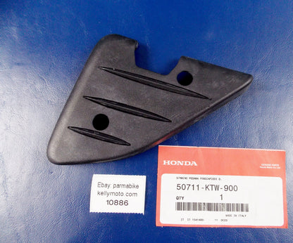 OEM HONDA 2007-2012 SH300 RIGHT PILLION STEP RUBBER 50711-KTW-900 | 50711KTW900 - MotoRaider