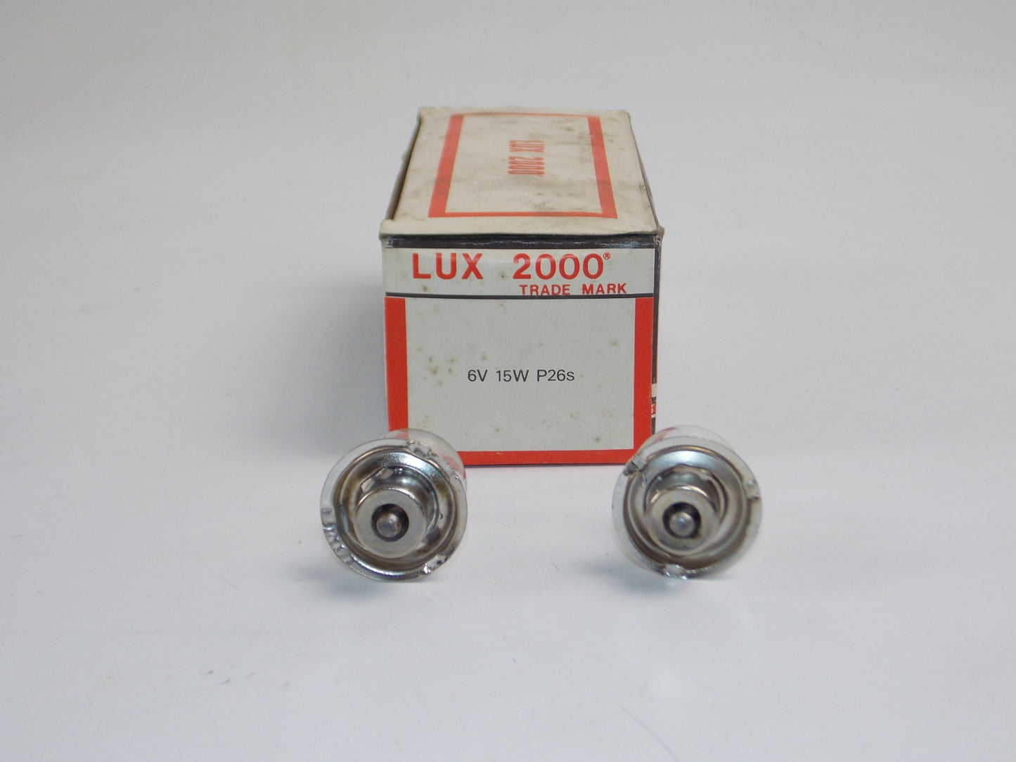 MOTORCYCLE MOPED HEADLIGHT BULB LUX 2000 6V 15W P26s BASE BOX OF 2 LAVERDA GUZZI - MotoRaider