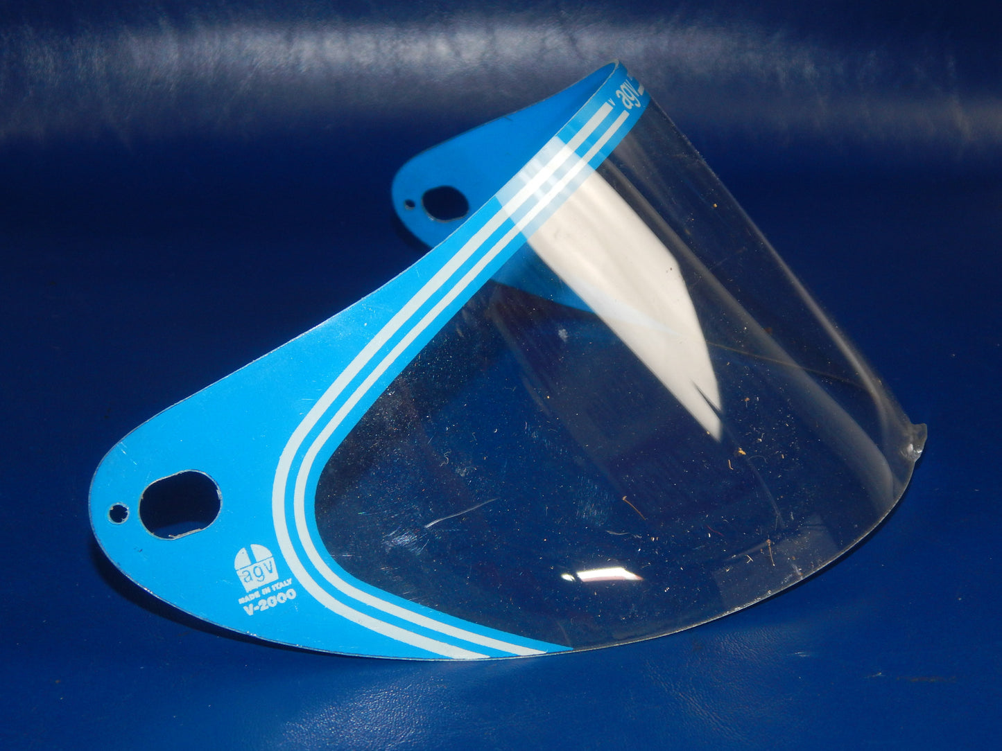 VINTAGE MOTORCYCLE HELMET AGV V 2000 CLEAR VISOR SHIELD SCREEN BLUE ITALY - MotoRaider