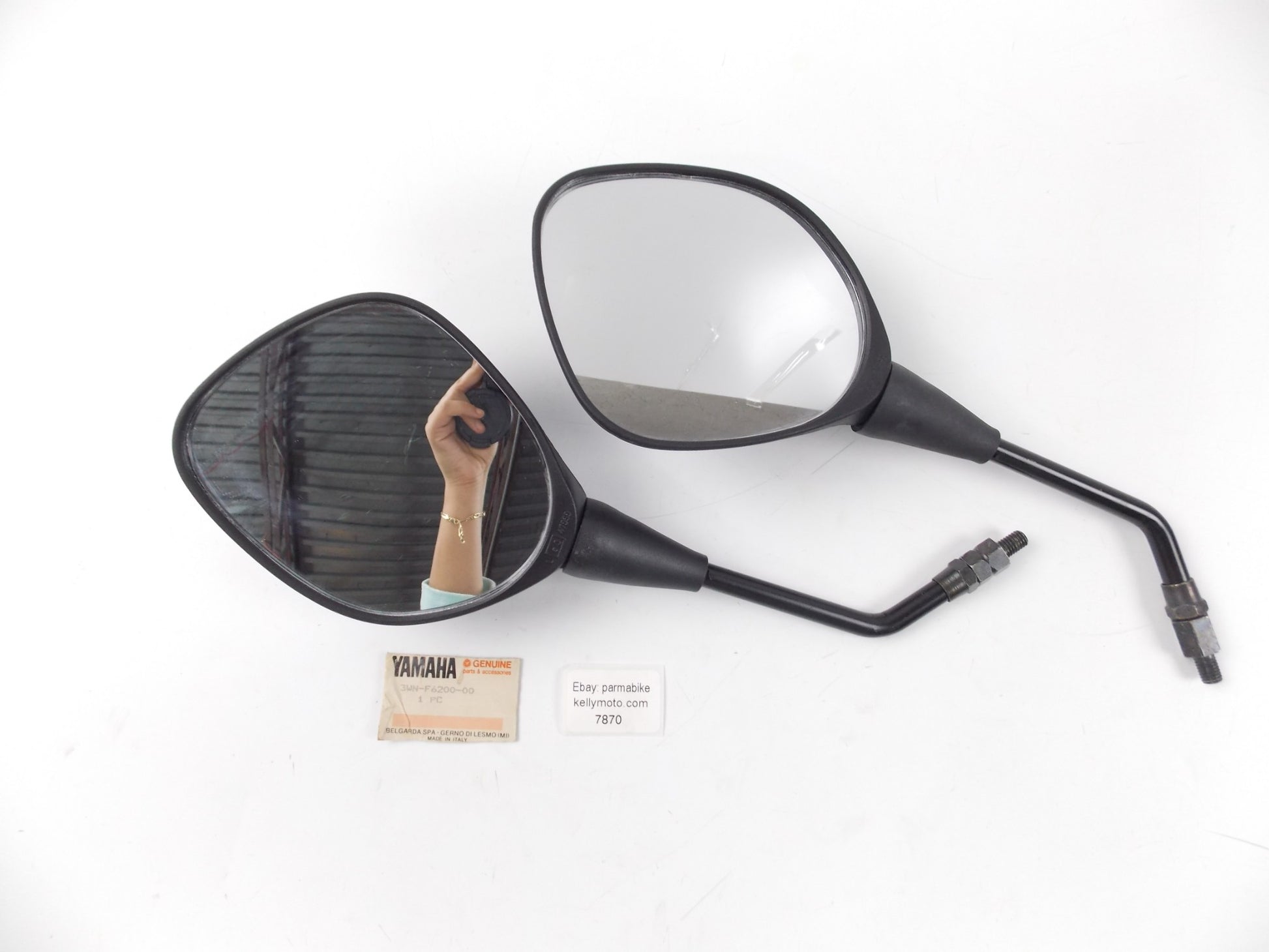 OEM 1992 YAMAHA MBK TARGET LEFT RIGHT SCOOTER MIRROR BLACK PLASTIC 3WN-F6200-00 - MotoRaider