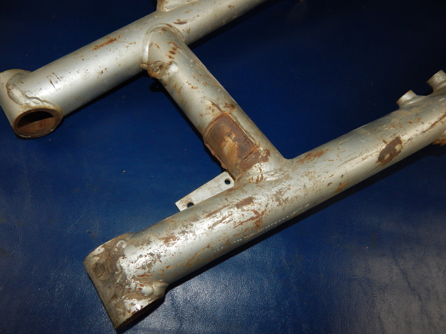 VINTAGE 1970-80's HUSQVARNA REAR SUSPENSION FRAME CHASSIS SWING ARM - MotoRaider