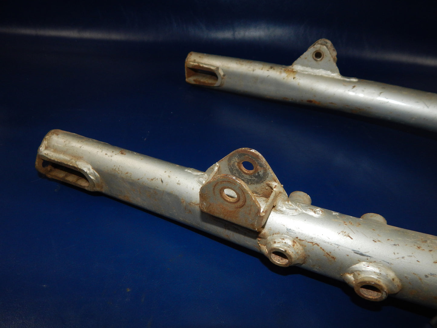 VINTAGE 1970-80's HUSQVARNA REAR SUSPENSION FRAME CHASSIS SWING ARM - MotoRaider