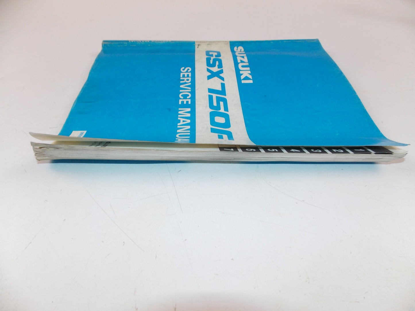 10/1988 SERVICE MANUAL CATALOG BOOK SUZUKI GSX750F ENGLISH 99500-37060-01E - MotoRaider