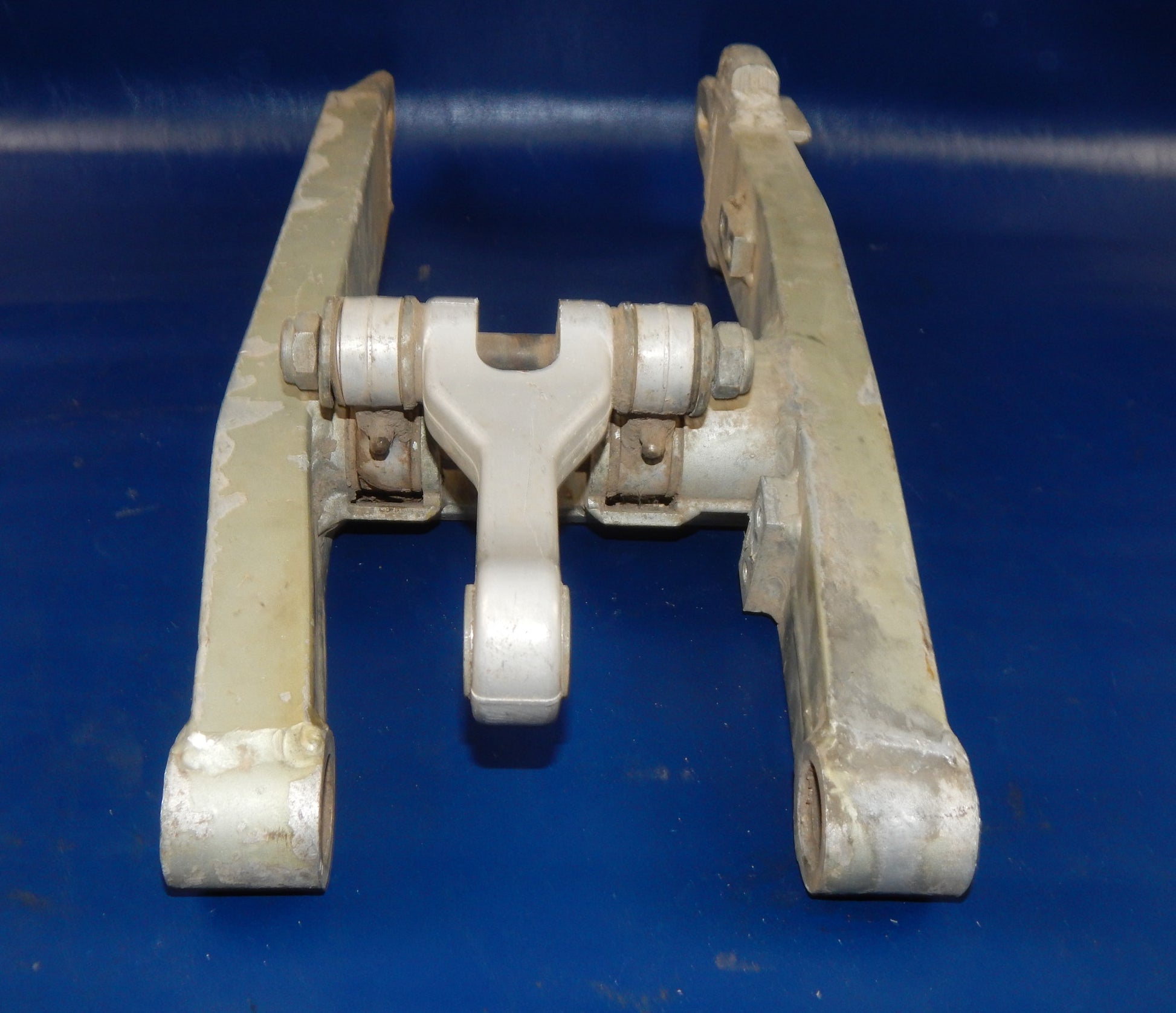 1980's HUSQVARNA MOTOCROSS FRAME CHASSIS ALUMINUM SWING ARM+REAR SHOCK LINKAGE - MotoRaider