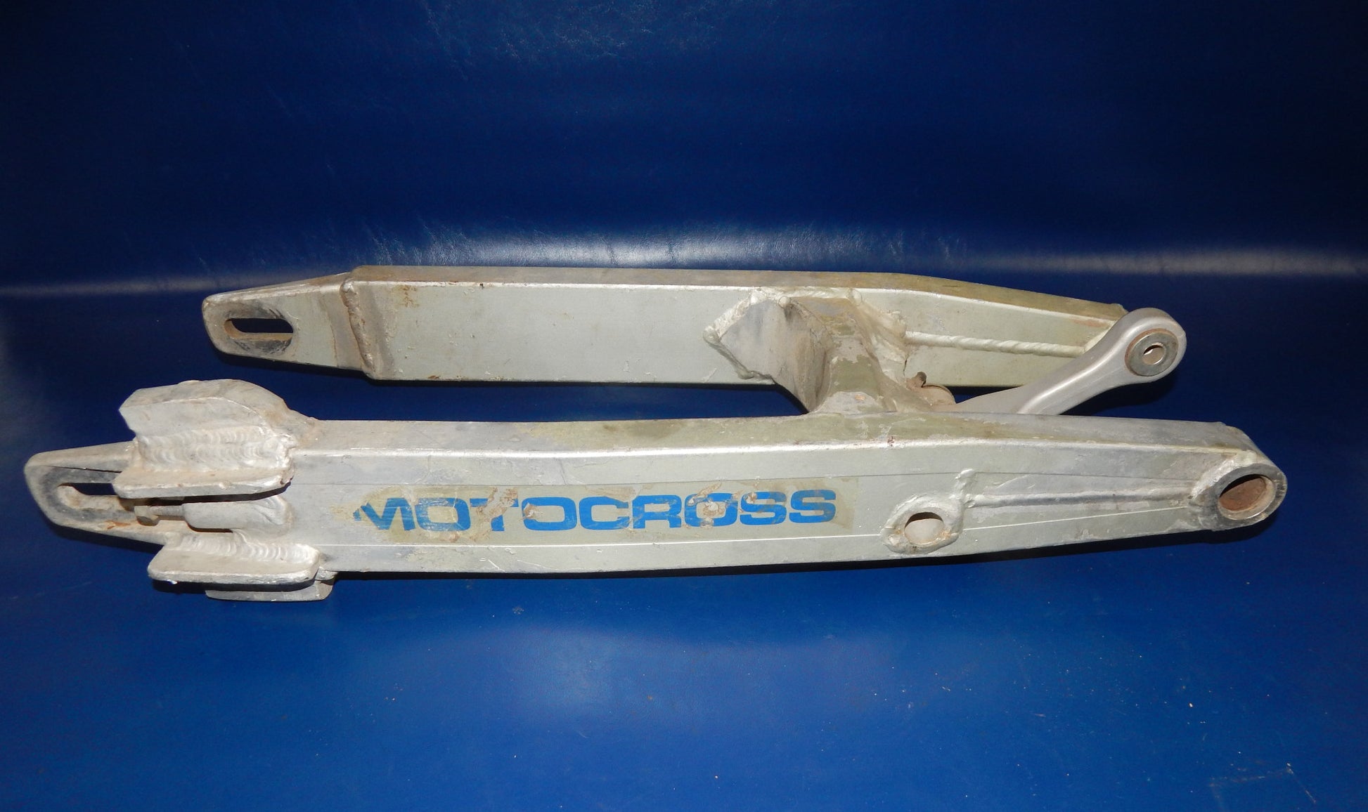 1980's HUSQVARNA MOTOCROSS FRAME CHASSIS ALUMINUM SWING ARM+REAR SHOCK LINKAGE - MotoRaider