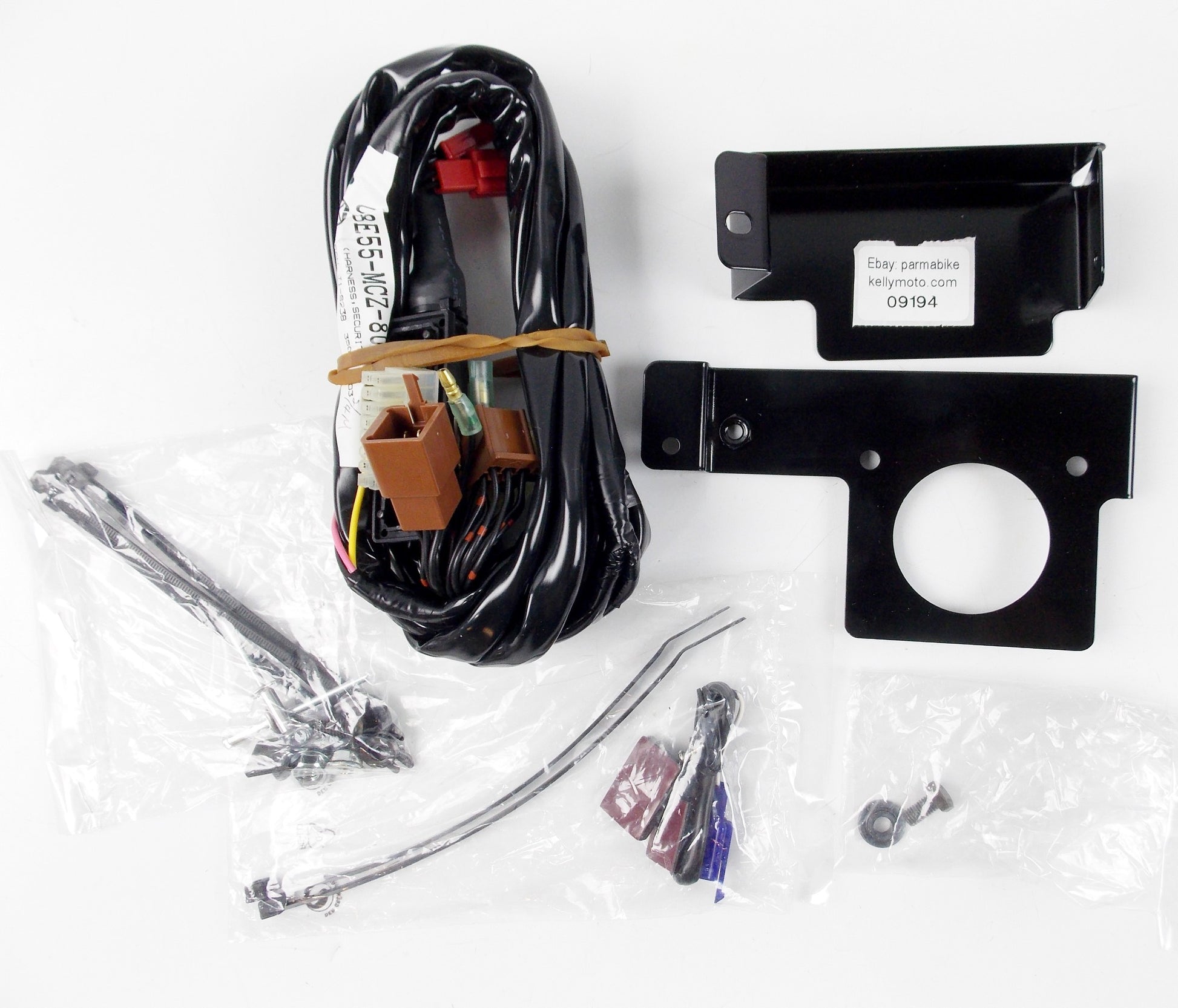 NOS OEM 2002-2003 HONDA CB900 HORNET SECURITY SYSTEM KIT 08E55-MCZ-800A - MotoRaider