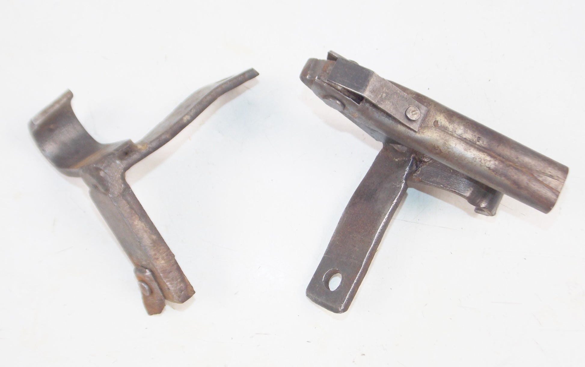 1953-56 MV AGUSTA PULMAN 125cc FRAME CHASSIS FOOT PEGS SUPPORT STAND STAY ITALY - MotoRaider