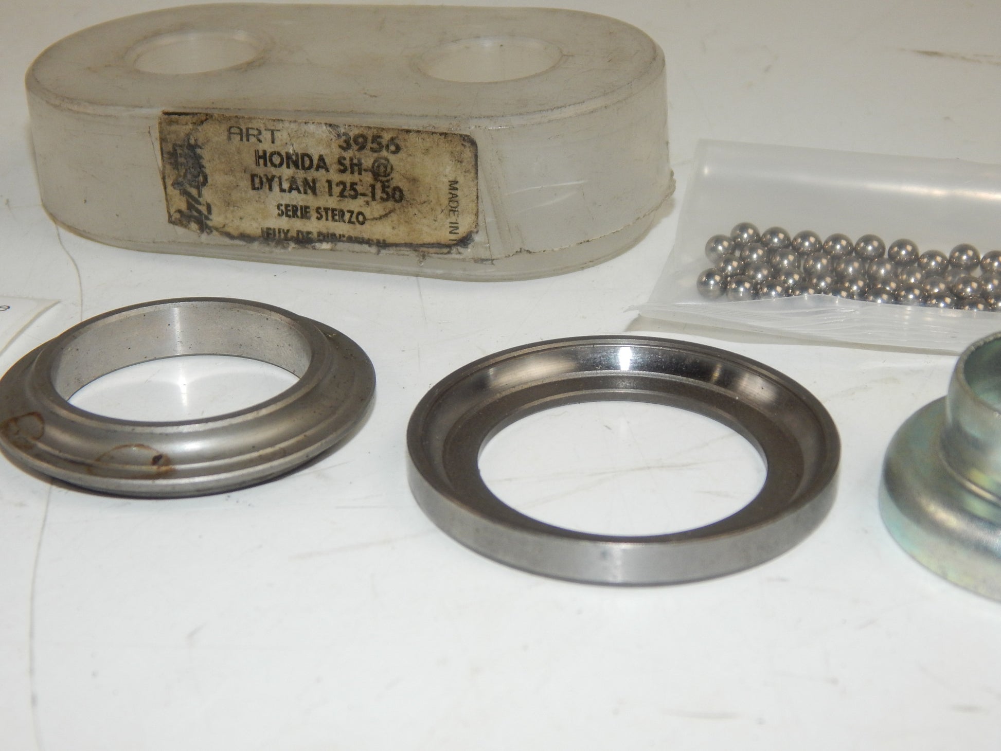 HONDA SH @ DYLAN 125 150 STEERING BALL BEARING RACER KIT BOZZETTI ITALY SCOOTER - MotoRaider