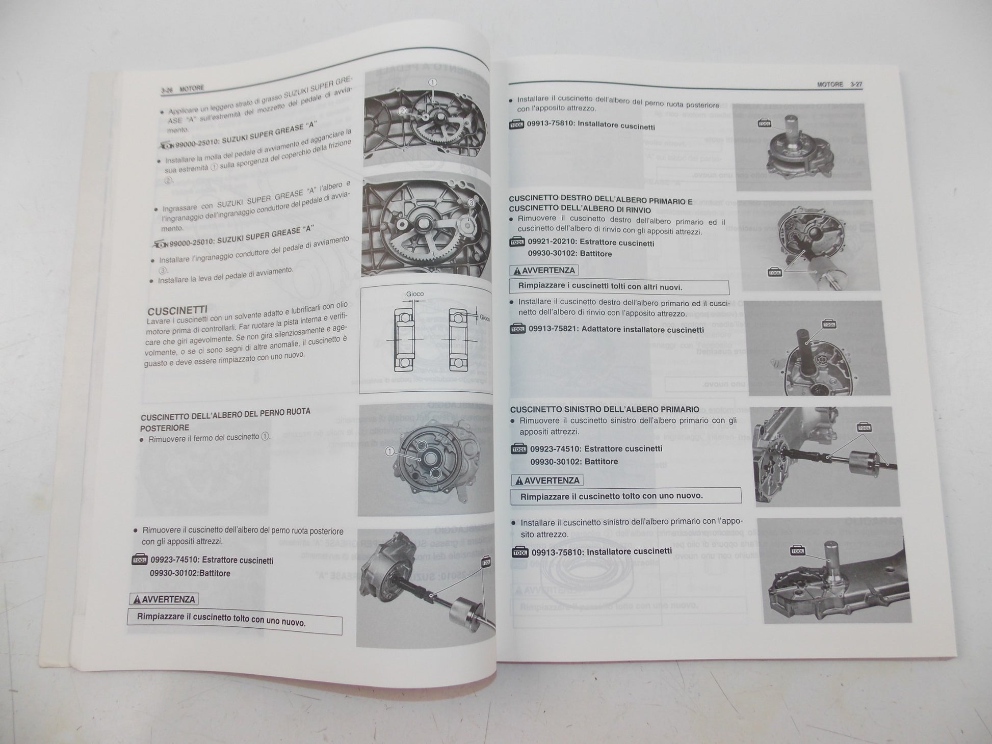 01/99 SERVICE MANUAL CATALOG REAPIR BOOK SUZUKI SCOOTER UX50W ITALIAN - MotoRaider