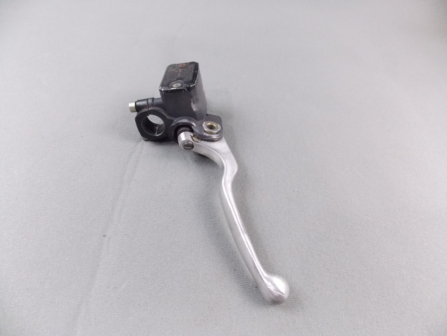 1982 HUSQVARNA 510 TE FRONT WHEEL HYDRAULIC BRAKE LEVER MASTER CYLINDER BREMBO - MotoRaider