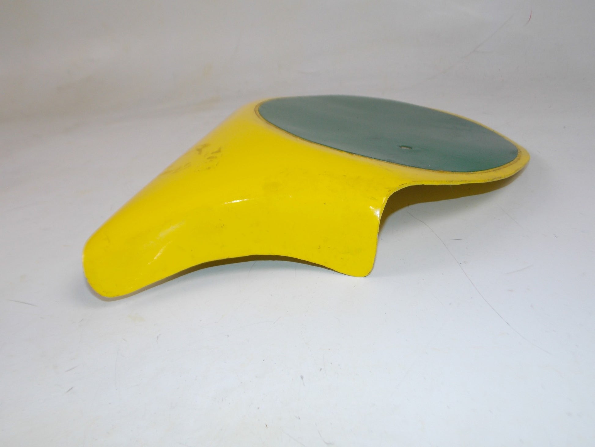 BETA 1978 CR 250 FRAME FIBERGLASS RH LH SIDE COVER PANEL NUMBER PLATE YELLOW - MotoRaider