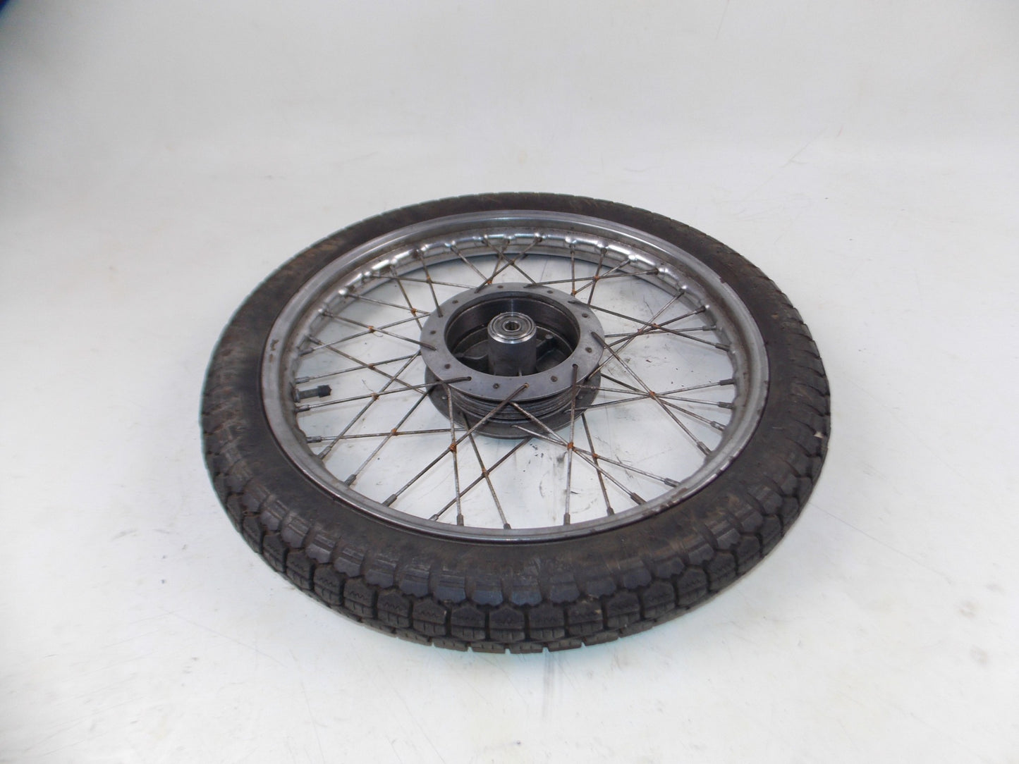 1959 GILERA GIUBILEO 98cc 17" FRONT WHEEL RIM HUB SPOKES TIRE VINTAGE ITALY - MotoRaider