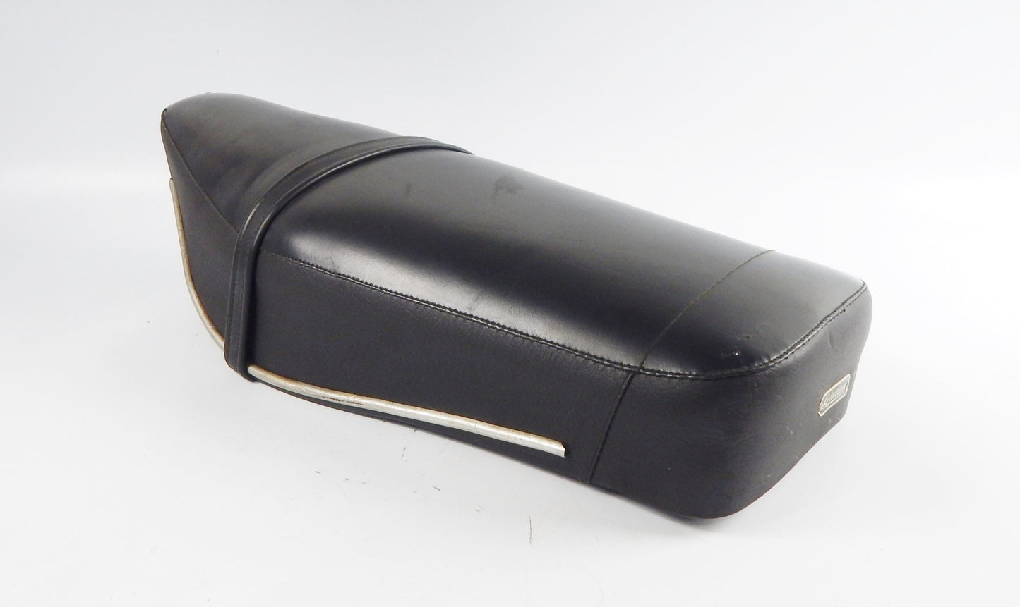 GIULIARI SADDLE SEAT L=25" W=11" VINTAGE BENELLI MORINI GUZZI MV LAVERDA PARILLA - MotoRaider