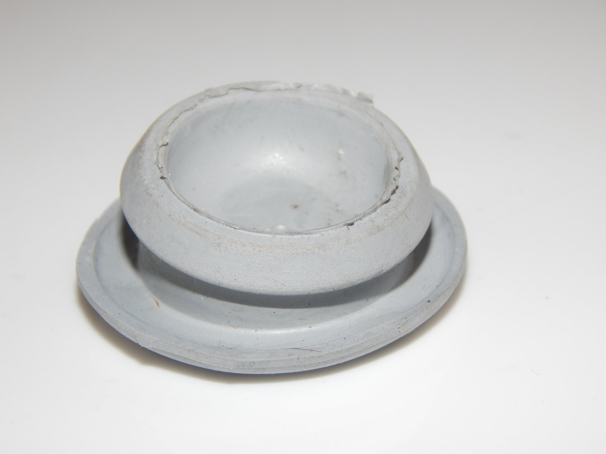 VINTAGE MOTORCYCLE SCOOTER MOPED GREY RUBBER PLUG CAP OD=40mm YAMAHA CAGIVA BMW - MotoRaider