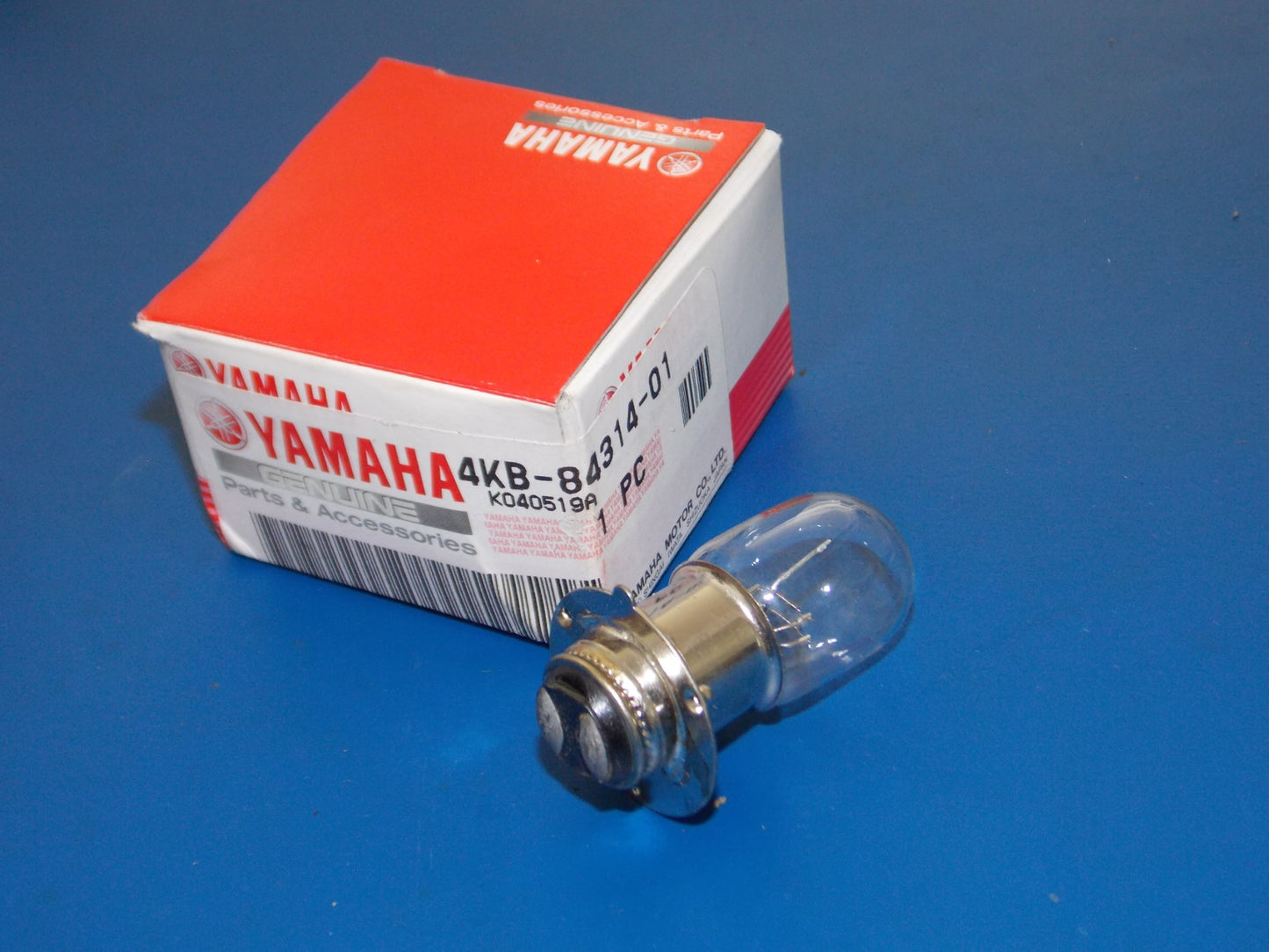 NOS 2004-2011 YAMAHA YFM350 HEADLIGHT BULB LAMP 4KB-84313-01 - MotoRaider