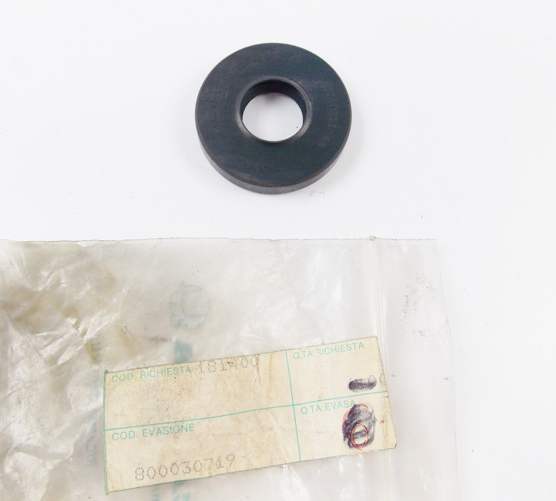 NOS OEM 1995 CAGIVA 125 ENGINE MOTOR SEAL 17X40X7/7.7 800030719 - MotoRaider