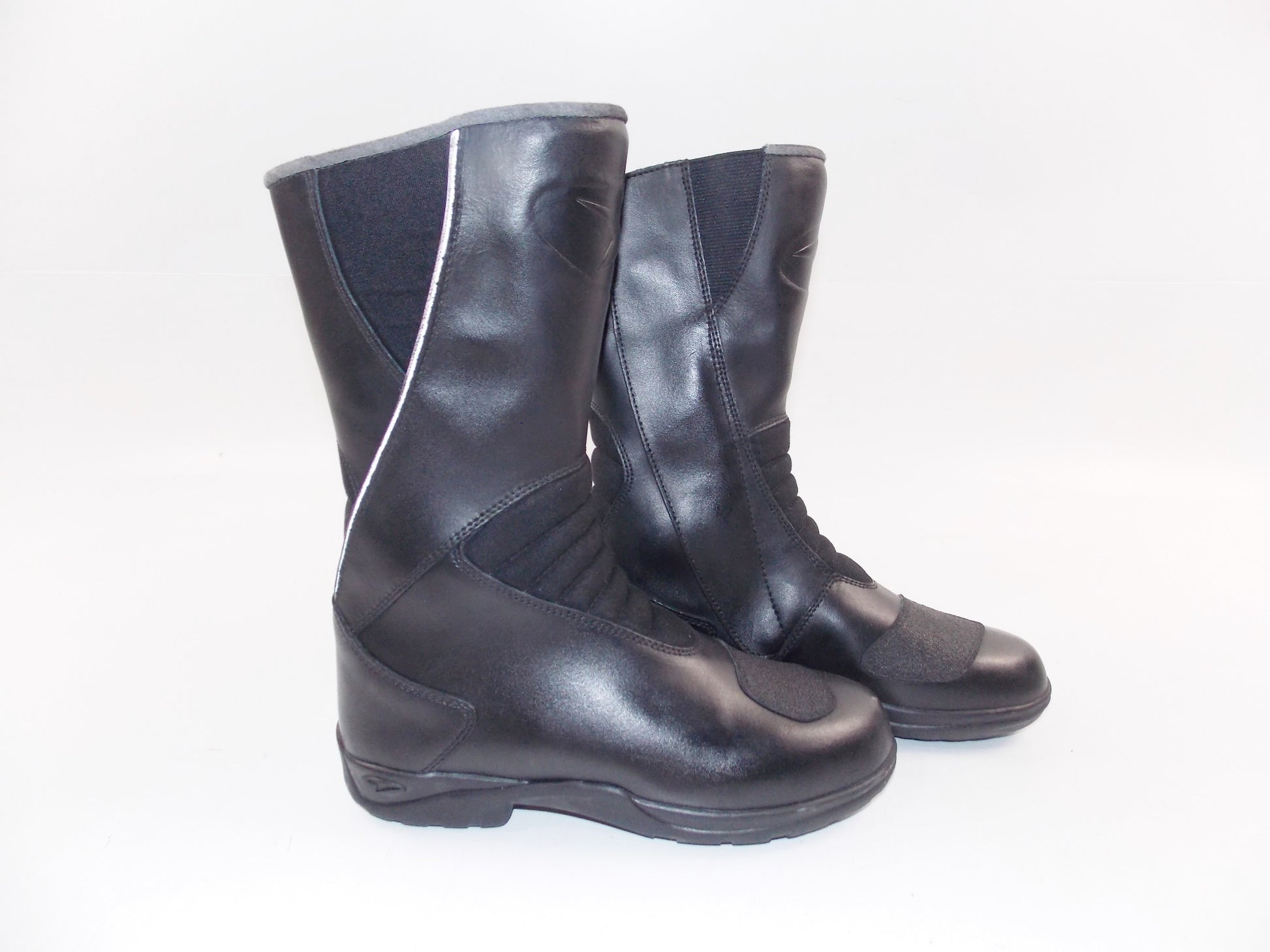 AXO TITAN TOURING WP BOOTS BLACK LEATHER MS2T0005 SIZE 40 EU (7 US) ROAD BOOTS - MotoRaider