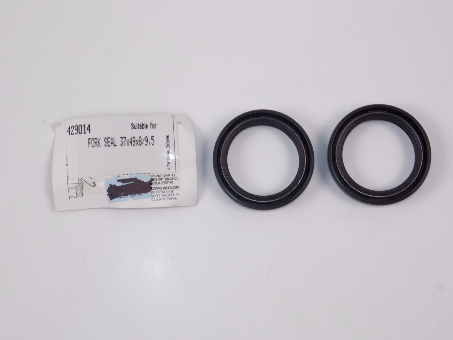 BIKE MASTER FRONT FORK SEAL SET 37x49x8/9.5 SUZUKI YAMAHA KAWASAKI HONDA 42-9014 - MotoRaider