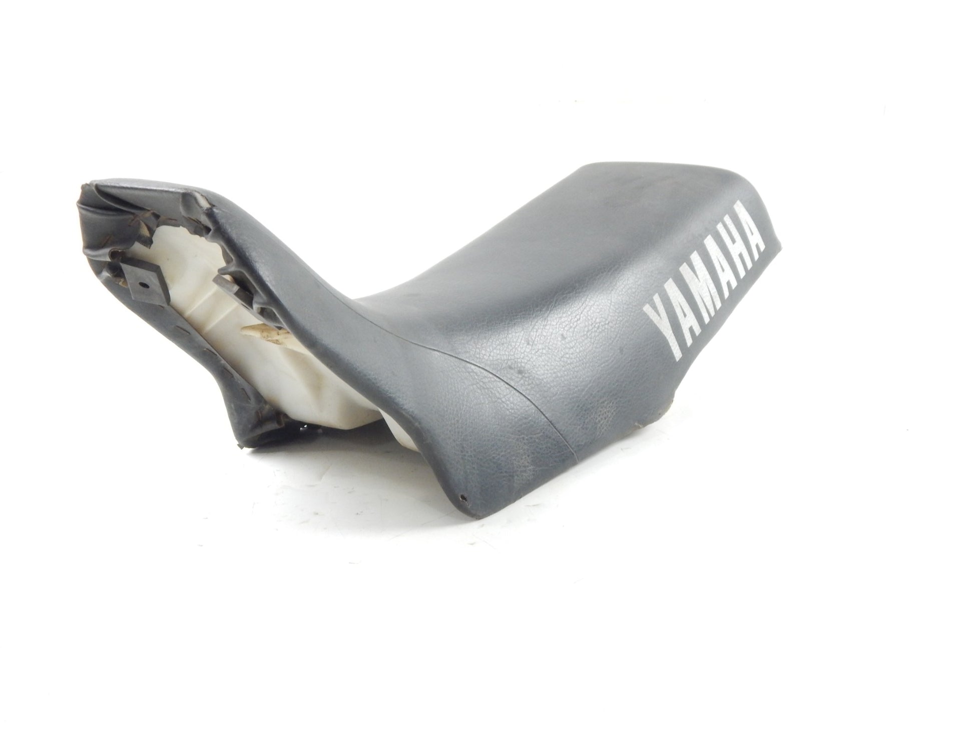 1983 YAMAHA YZ 125 YZ125 BLACK SADDLE SEAT PAN FOAM COVER VINTAGE MOTOCROSS - MotoRaider