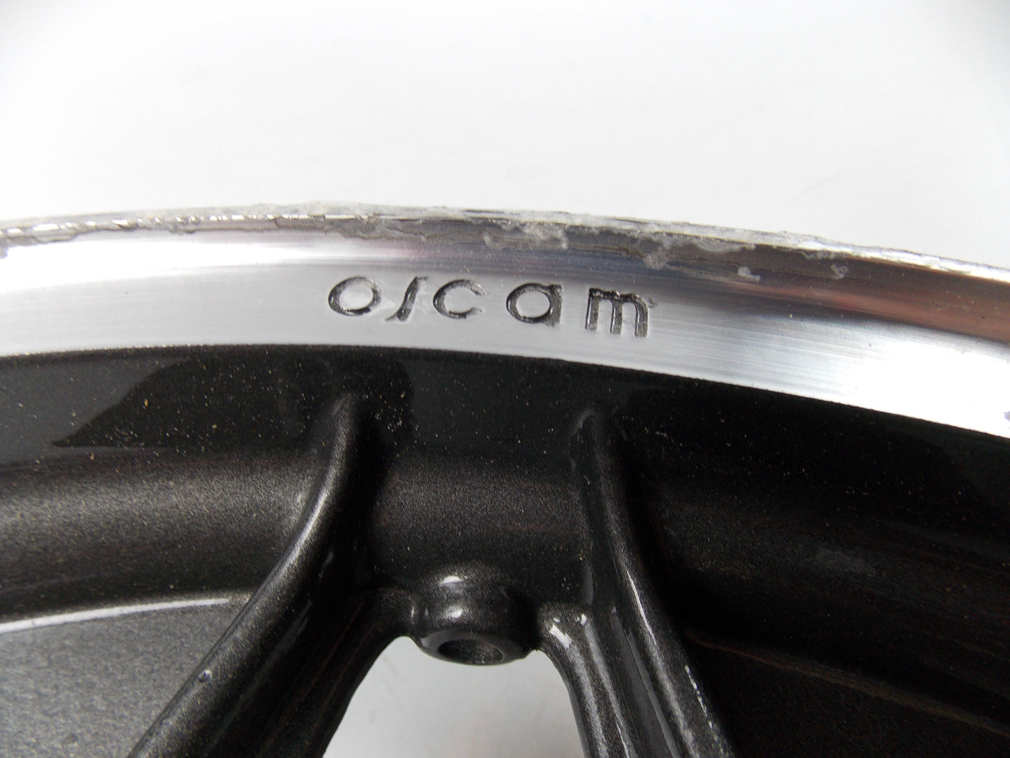 NOS 1990's OSCAM REAR WHEEL 2.50x18 ALLOY ALUMINUM WHEEL CAGIVA 800053143 - MotoRaider